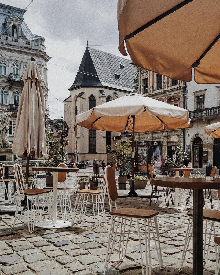 Аpartments In The Center On Mitniy Square Daire Lviv Dış mekan fotoğraf